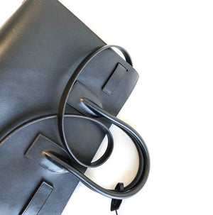 Sac De Jour in smooth black leather